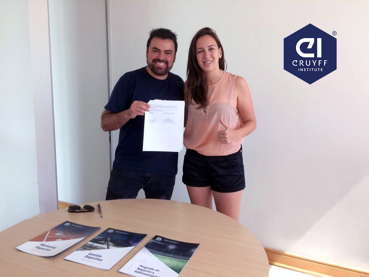 El fútbol femenino chileno apuesta por la formación de Johan Cruyff Institute