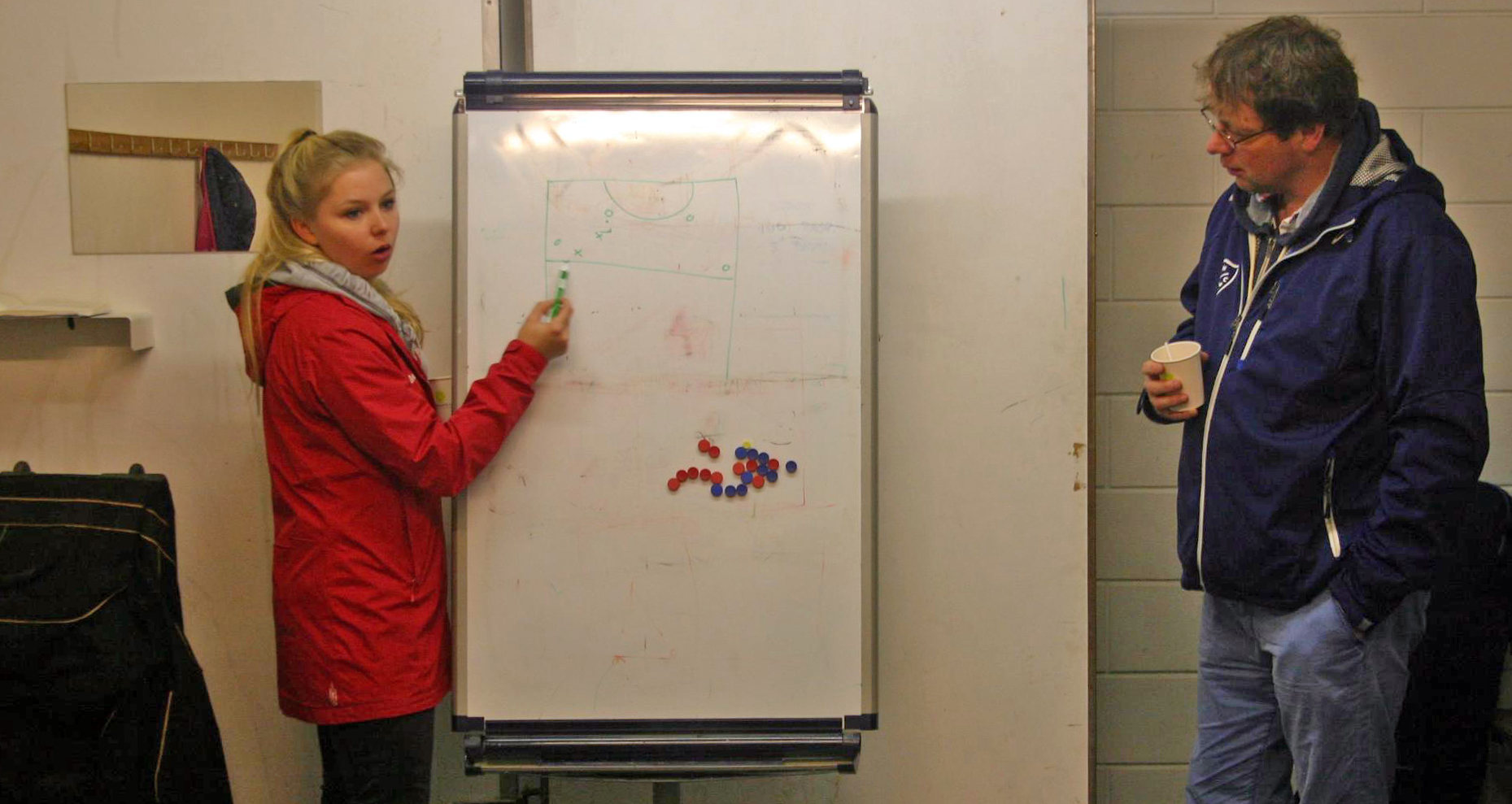 Jugadora de élite y coach a tiempos iguales - Johan Cruyff Institute