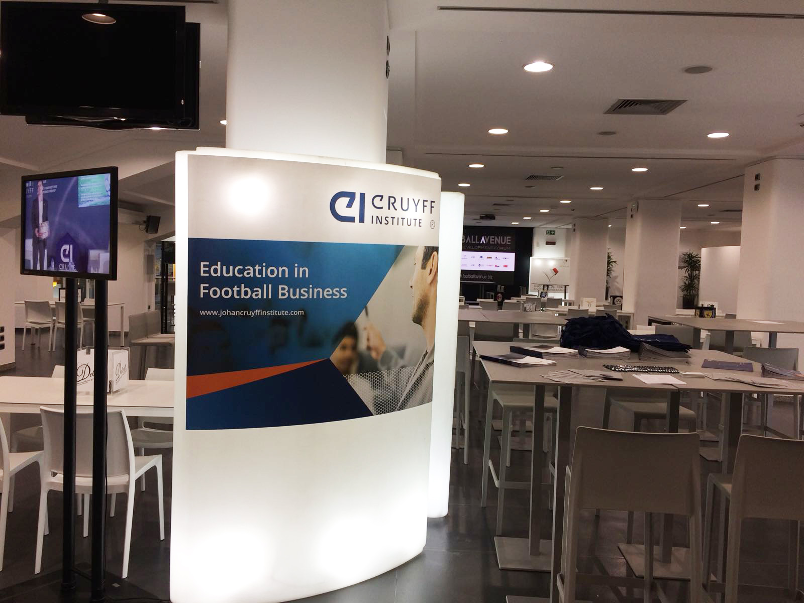 Football Avenue 2017 - San Siro - Johan Cruyff Institute