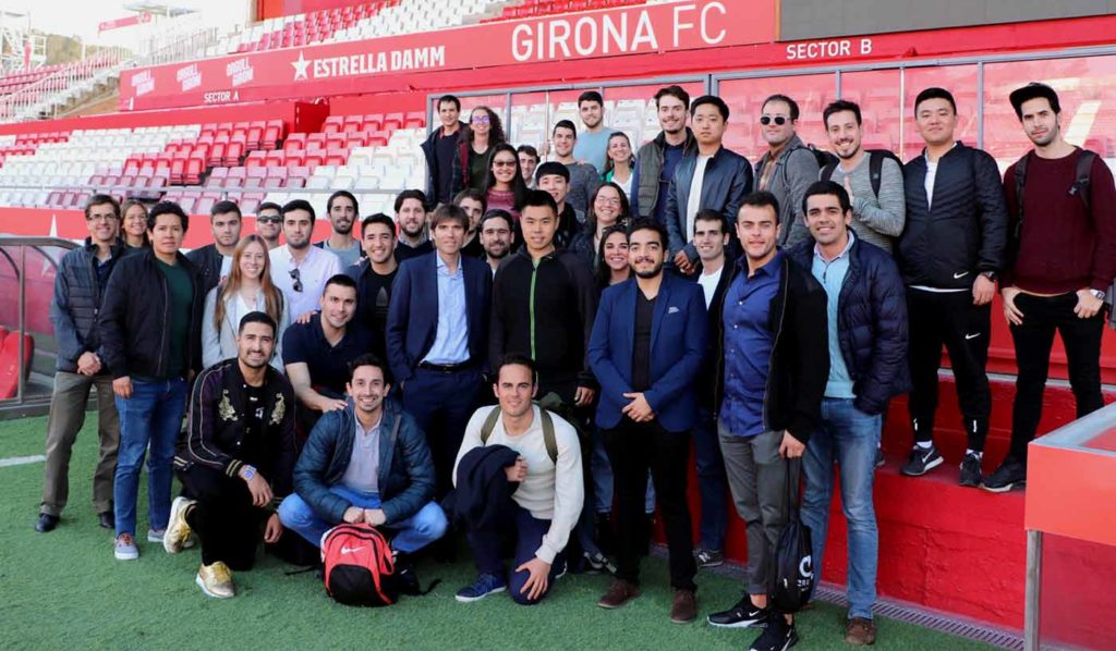 Students of the Johan Cruyff Institute visit Girona FC