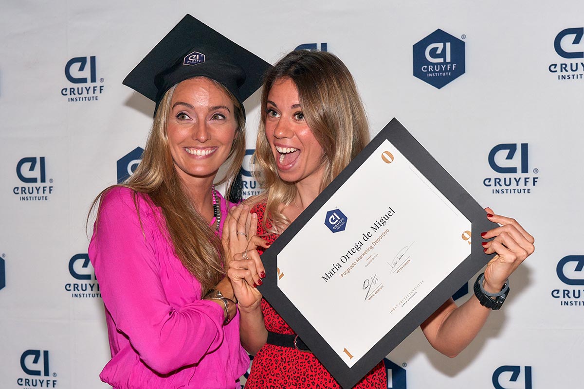 El legado de Johan Cruyff, muy presente en las ceremonias de graduación de Johan Cruyff Institute