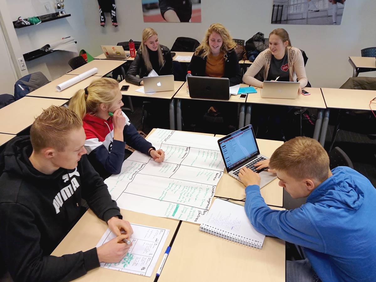 Primera graduación de Johan Cruyff Academy Groningen