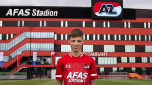 For the first time Johan Cruyff Academy welcomes eSports professionals to class