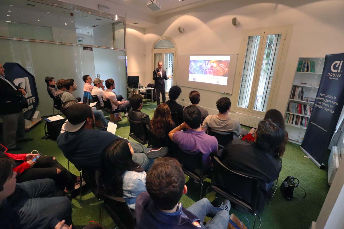 Johan Cruyff Institute organiza una master class exclusiva para el Tecnológico de Monterrey