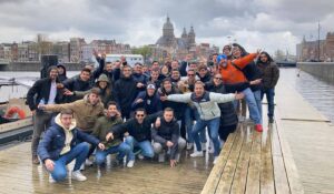 Networking y modelos de gestión: los estudiantes hablan de sus viajes de estudios