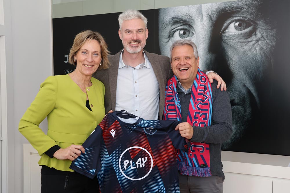 Cómo convertir una academia de fútbol en un club profesional: Entrevista a Chris Ewing