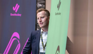 Tom Pedersen-Smith: “La flexibilidad del programa online es ideal para deportistas y profesionales de la industria deportiva”.