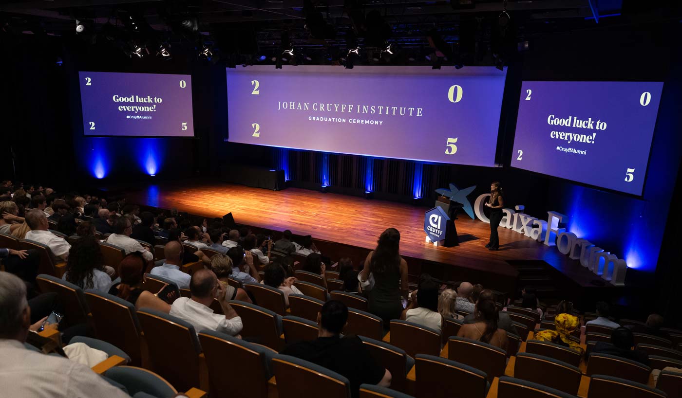 De estudiantes a profesionales: la emocionante graduación del curso académico 2025