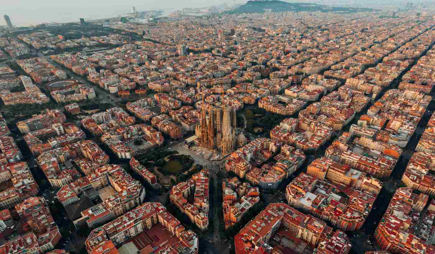 Studying in Barcelona: a complete guide for international students