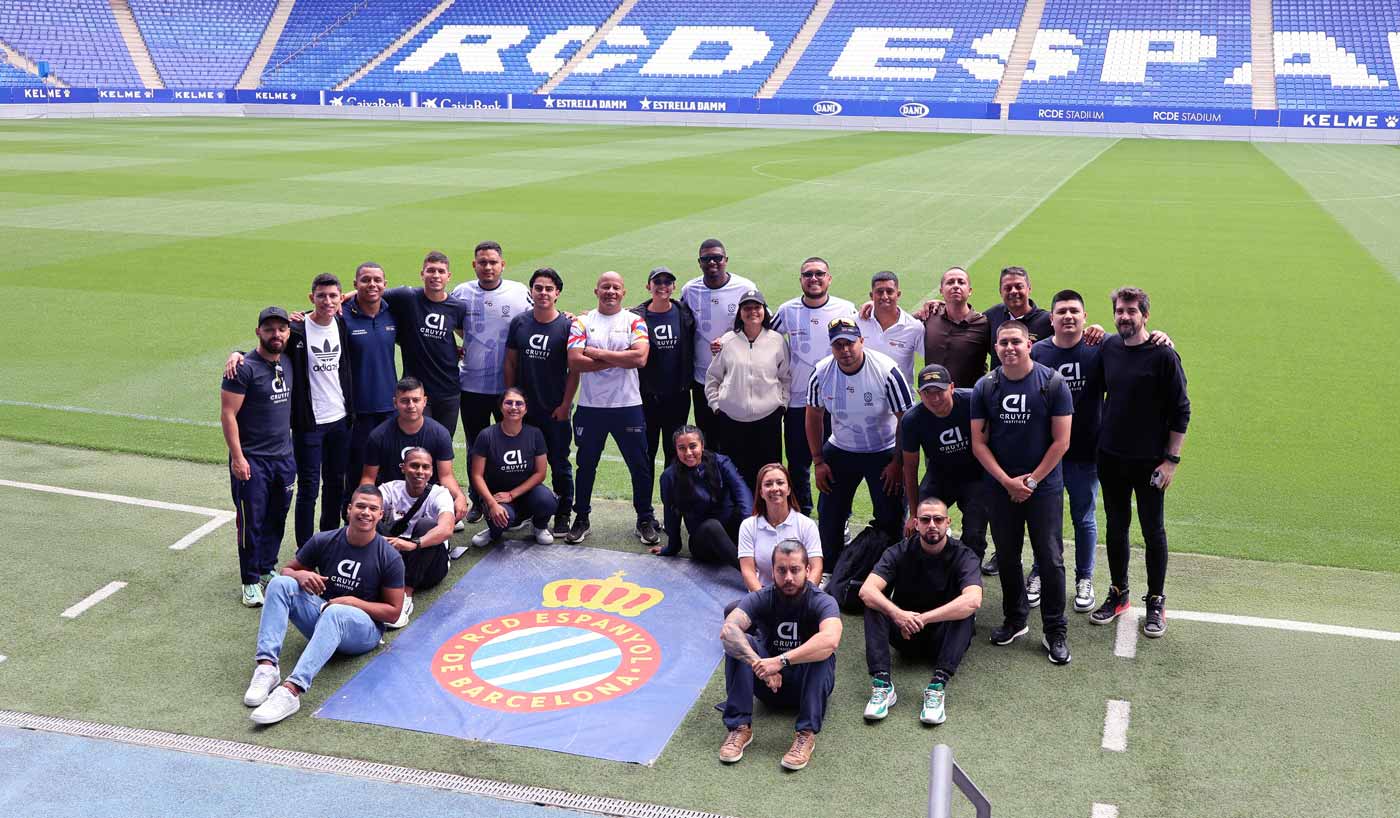 Administración del fútbol: leer el juego para gestionar la industria