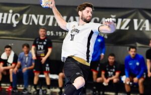 “El máster de Johan Cruyff Institute fue perfecto para continuar formándome mientras seguía vinculado al deporte”