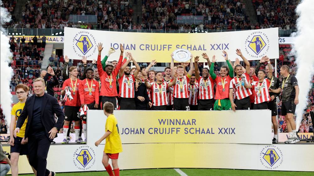 Johan Cruyff Institute concederá becas académicas durante la Johan Cruyff Shield 2026
